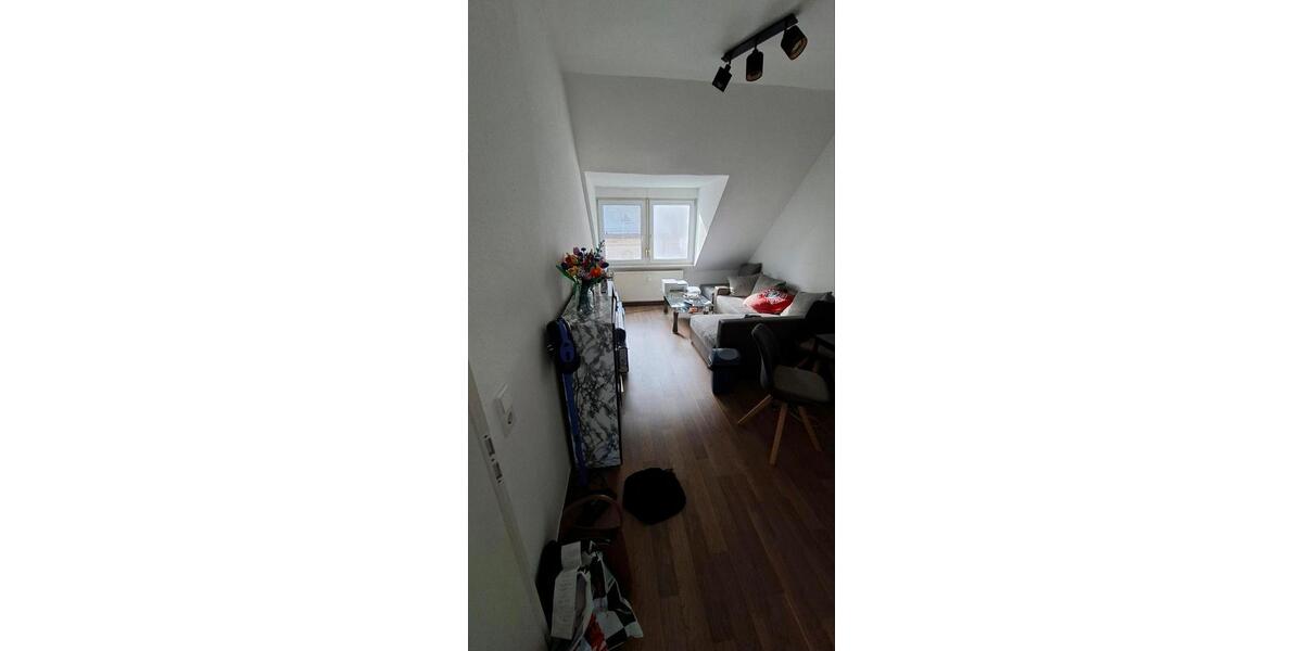 Dachgeschoßwohnung Mannheim Herzogenried - 2.5 Zimmer, 55 m&sup2;, 900&euro; | Angebot:26440287