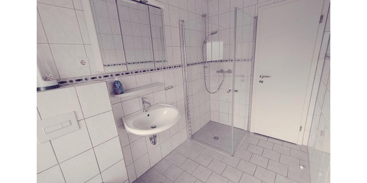 Erdgeschoßwohnung Gnarrenburg - 4 Zimmer, 105 m&sup2;, 810&euro; | Angebot:25158716