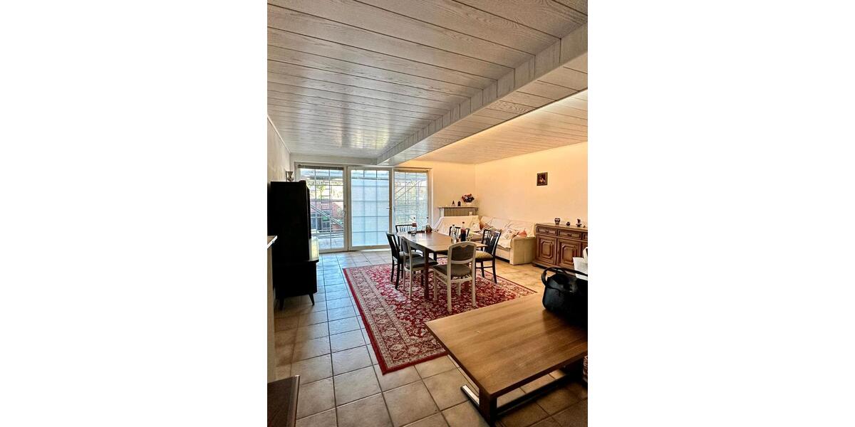 Einfamilienhaus Stolzenau - 6 Zimmer, 250 m&sup2;, 1.400&euro; | Angebot:26592257
