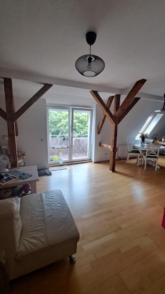 3-Zimmer Dachgeschoßwohnung – 84 m² Triftstraße
