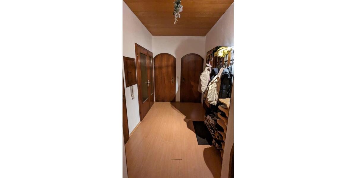 Erdgeschoßwohnung Gießen - 5 Zimmer, 115 m&sup2;, 1.395&euro; | Angebot:26648487
