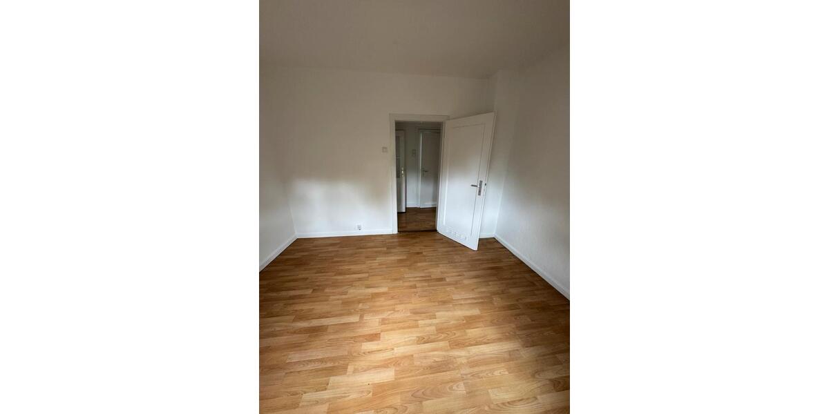 Dachgeschoßwohnung Kassel Harleshausen - 2 Zimmer, 36 m&sup2;, 560&euro; | Angebot:26648519