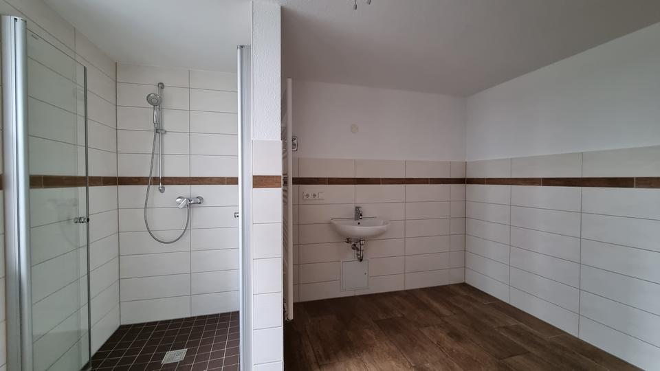 Modernes Wohnen mit Balkon im EG 2 zimmer