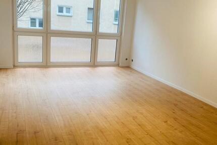 *WG-Neugründung mögl.* 4-Zi-Whg. mit BalkonEBK in Köln-Zollstock 4 zimmer