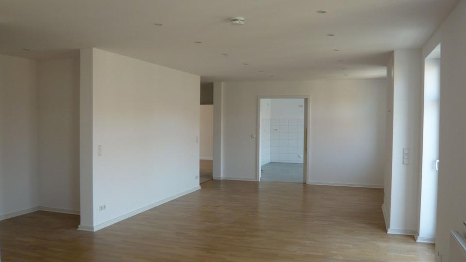 Etagenwohnung Delitzsch - 3 Zimmer, 123 m&sup2;, 1.050&euro; | Angebot:26591359