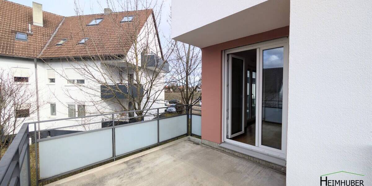 Etagenwohnung München Ramersdorf-Perlach - 3 Zimmer, 102 m&sup2;, 2.100&euro; | Angebot:26043003