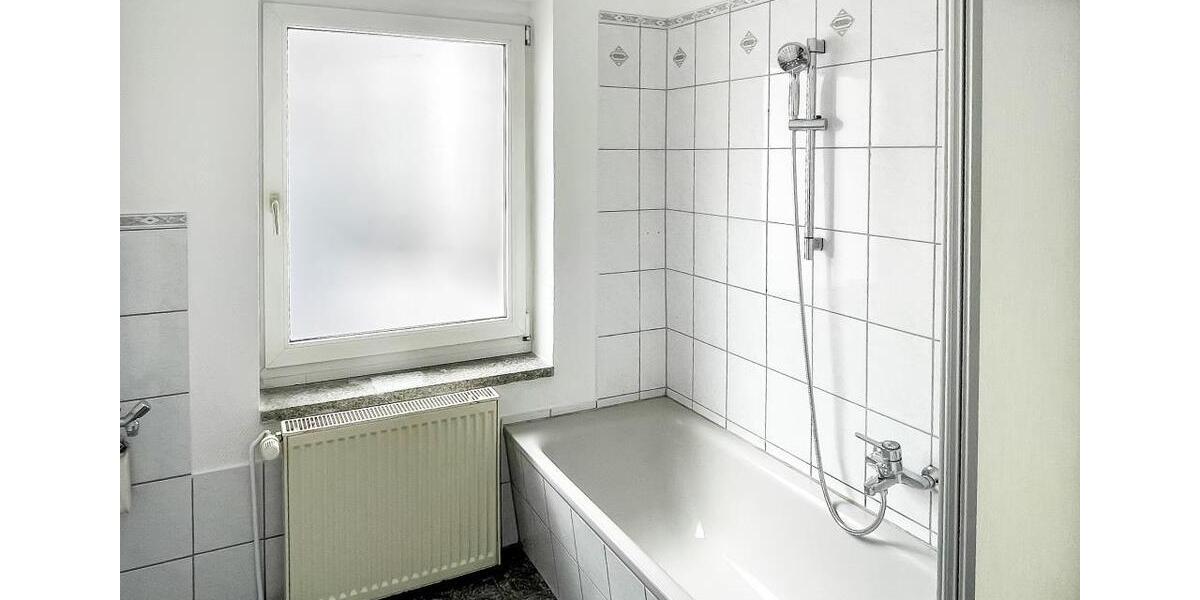 Etagenwohnung Schleiz - 1 Zimmer, 28 m&sup2;, 220&euro; | Angebot:26316850