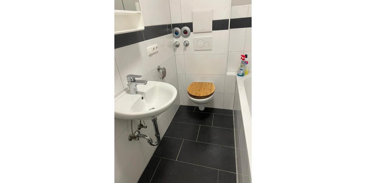 Dachgeschoßwohnung Kaufbeuren - 2 Zimmer, 65 m&sup2;, 750&euro; | Angebot:26591693