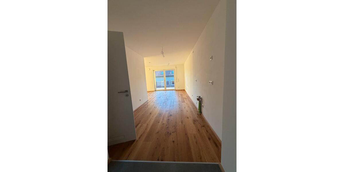 Etagenwohnung Cham - 2 Zimmer, 50 m&sup2;, 600&euro; | Angebot:26255331