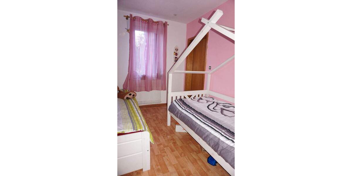 Etagenwohnung Schramberg - 3 Zimmer, 67 m&sup2;, 475&euro; | Angebot:23981679