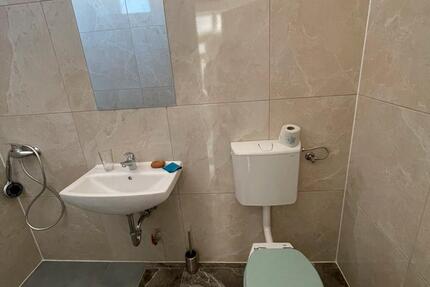 Wohnen auf Zeit Plaidt - 6 Zimmer, 180 m&sup2;, 15&euro; | Angebot:21133110