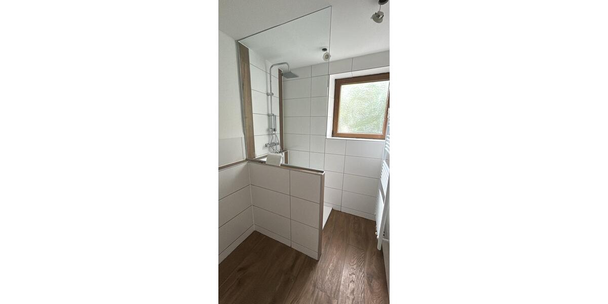 Wohnen auf Zeit Markdorf - 7 Zimmer, 150 m&sup2;, 580&euro; | Angebot:26642104