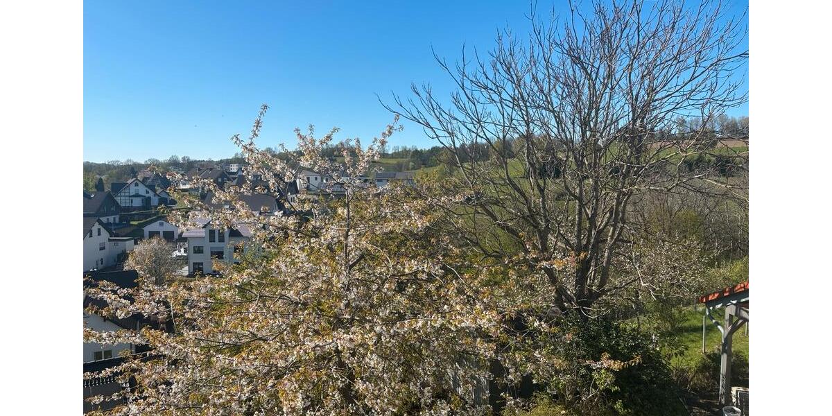 Dachgeschoßwohnung Wenden - 3 Zimmer, 86 m&sup2;, 1.150&euro; | Angebot:26384344