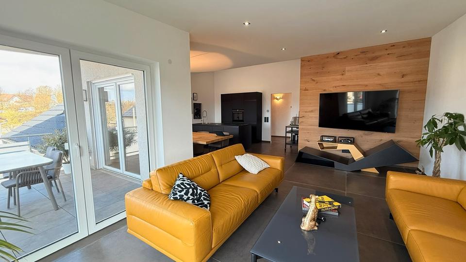 Dachgeschoßwohnung Abstatt - 3.5 Zimmer, 122 m&sup2;, 1.825&euro; | Angebot:26368798