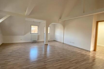 Wohnung Friedberg (Hessen) - 3 Zimmer, 67 m&sup2;, 1.300&euro; | Angebot:26023216