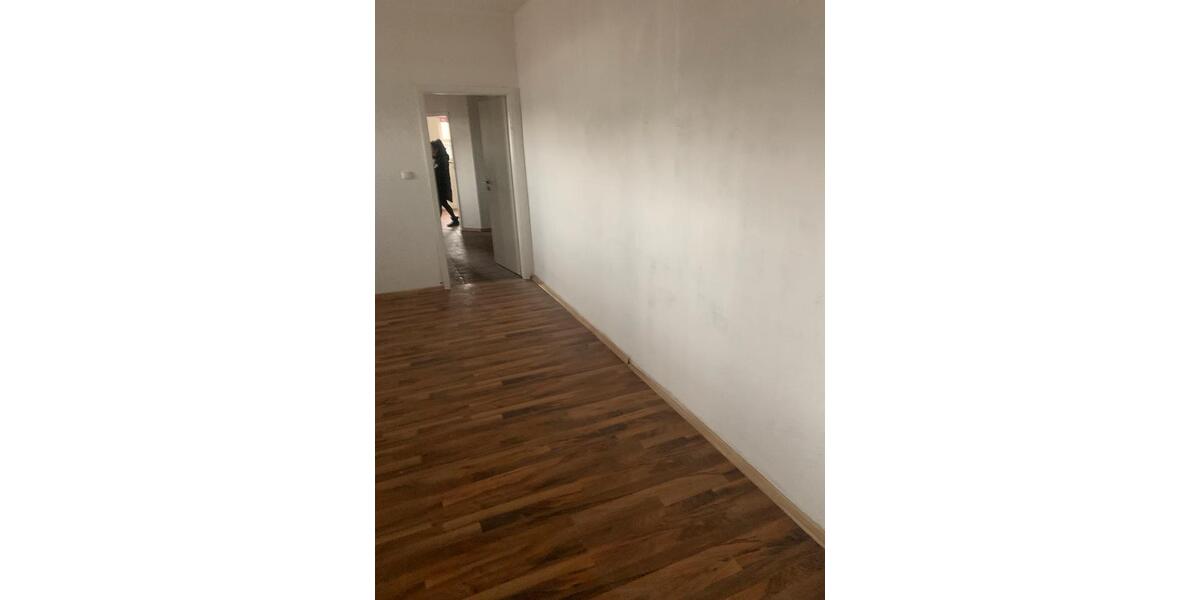 Erdgeschoßwohnung Sollstedt - 5 Zimmer, 140 m&sup2;, 750&euro; | Angebot:19078264