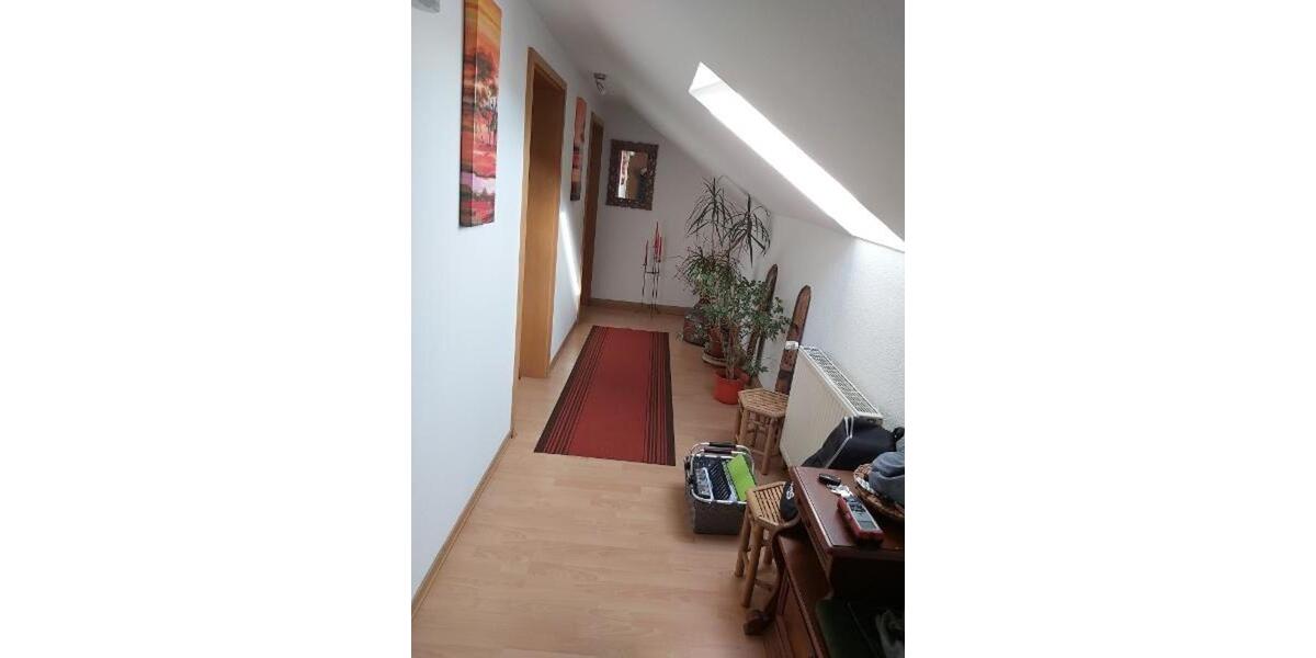 Dachgeschoßwohnung Altenburg - 2 Zimmer, 56 m&sup2;, 345&euro; | Angebot:26143763