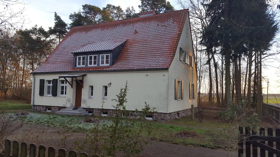 Einfamilienhaus Wolmirstedt - 8 Zimmer, 200 m&sup2;, 1.300&euro; | Angebot:24830733