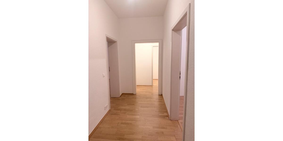 Etagenwohnung Borna - 2 Zimmer, 68 m&sup2;, 630&euro; | Angebot:25941735
