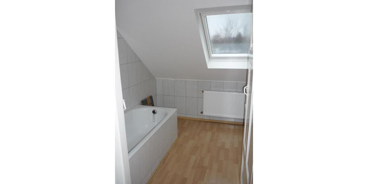 Helles Erker-Zimmer in zentraler 3er-WG – 17 qm, alles inklusive! 1 zimmer