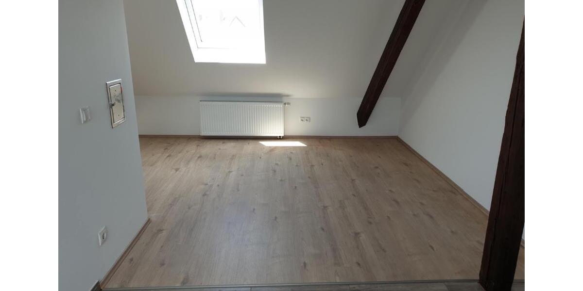 Dachgeschoßwohnung Mannheim Sandhofen - 3 Zimmer, 72 m&sup2;, 800&euro; | Angebot:24772641