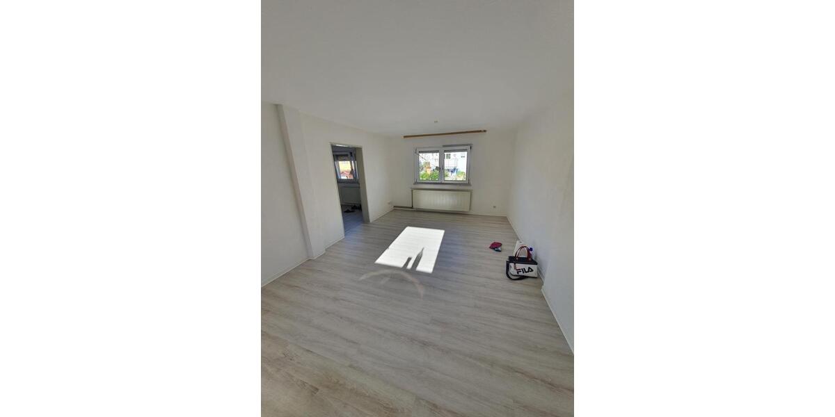 Etagenwohnung Lahr (Schwarzwald) - 3 Zimmer, 80 m&sup2;, 1.000&euro; | Angebot:26553628