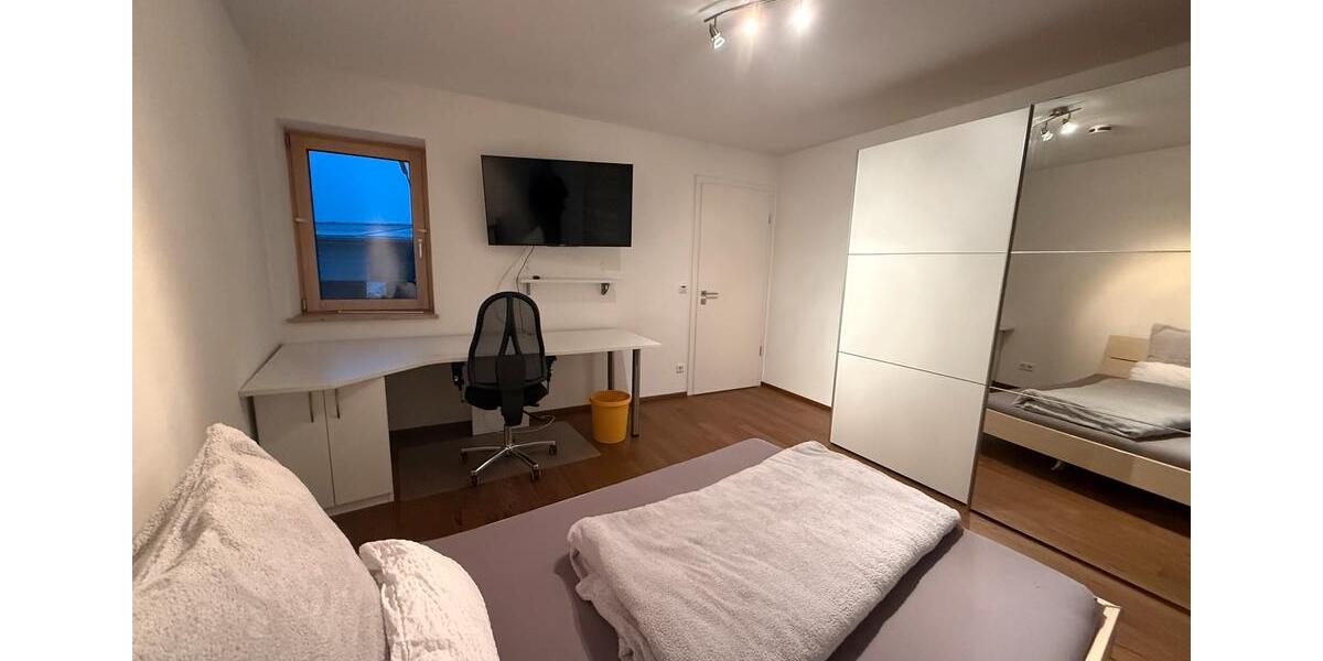 Wohnen auf Zeit Ingolstadt Nordost - 1 Zimmer, 12 m&sup2;, 560&euro; | Angebot:26015492