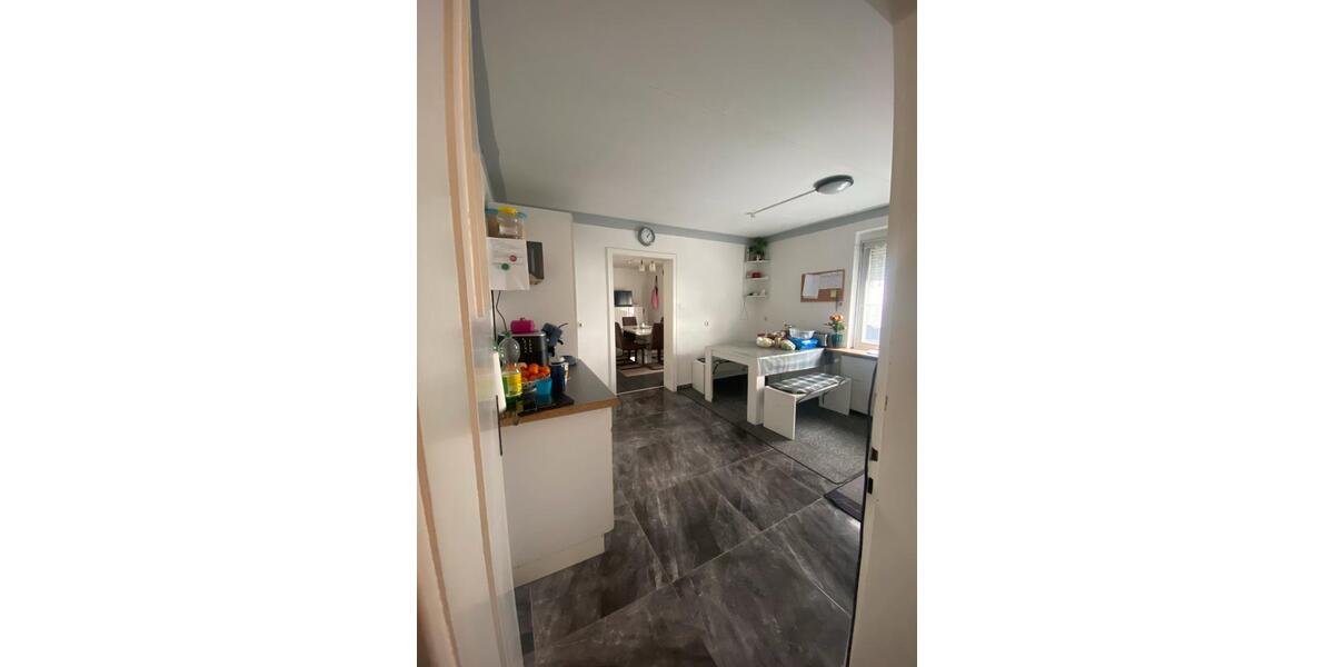 Einfamilienhaus Eisenberg (Pfalz) - 8 Zimmer, 167 m&sup2;, 2.000&euro; | Angebot:24673530