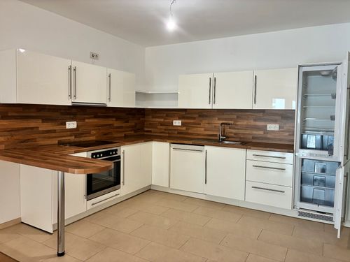 Etagenwohnung Frankfurt am Main Mitte-Nord - 2 Zimmer, 84 m&sup2;, 1.461&euro; | Angebot:24418134