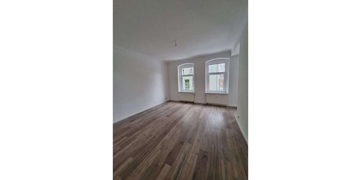 Wohnung zum Mieten in Werdau 245 € 47.59 m² 2 zimmer