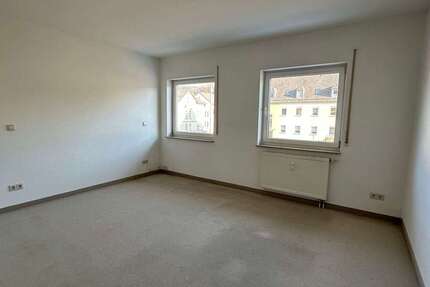 Wohnung zum Mieten in Chemnitz 260 € 52 m² 2 zimmer