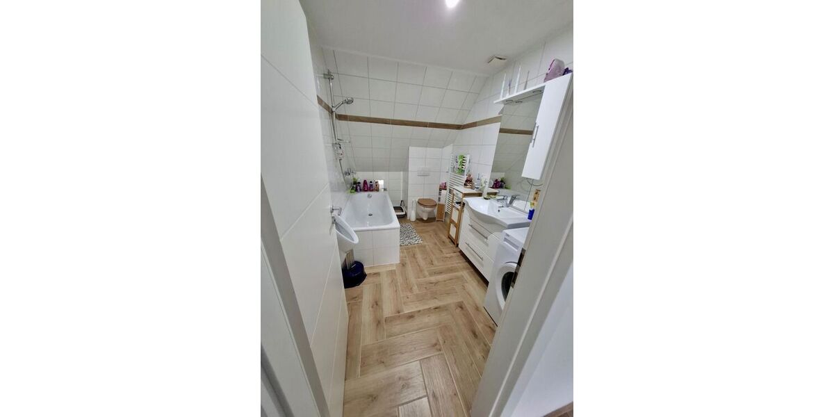 Neu sanierte grosse 3+-Zimmer Whg. Zentrum Grenzach mit BalkonLift - nagelneue Küche - Etagenwohnung Grenzach-Wyhlen Wyhlen | Angebot:26217196