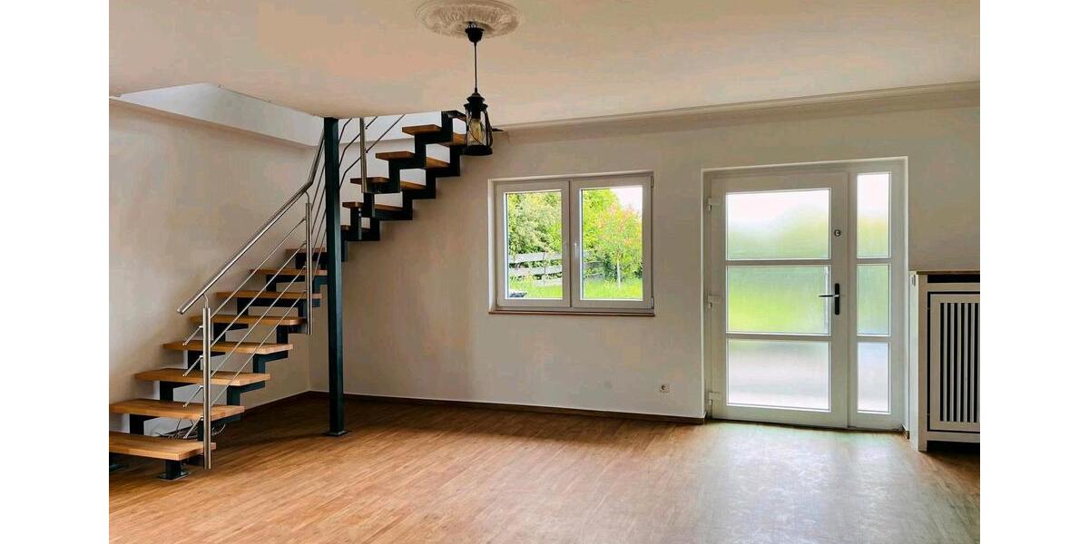 Maisonettenwohnung Windeck - 3 Zimmer, 99 m&sup2;, 900&euro; | Angebot:26646063