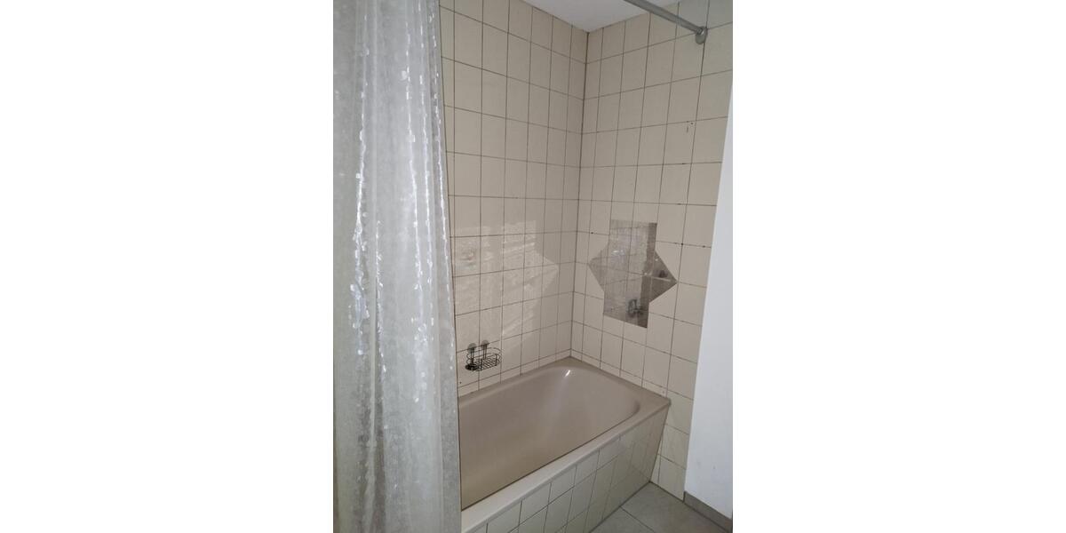Erdgeschoßwohnung Warburg - 3 Zimmer, 72 m&sup2;, 500&euro; | Angebot:26456145