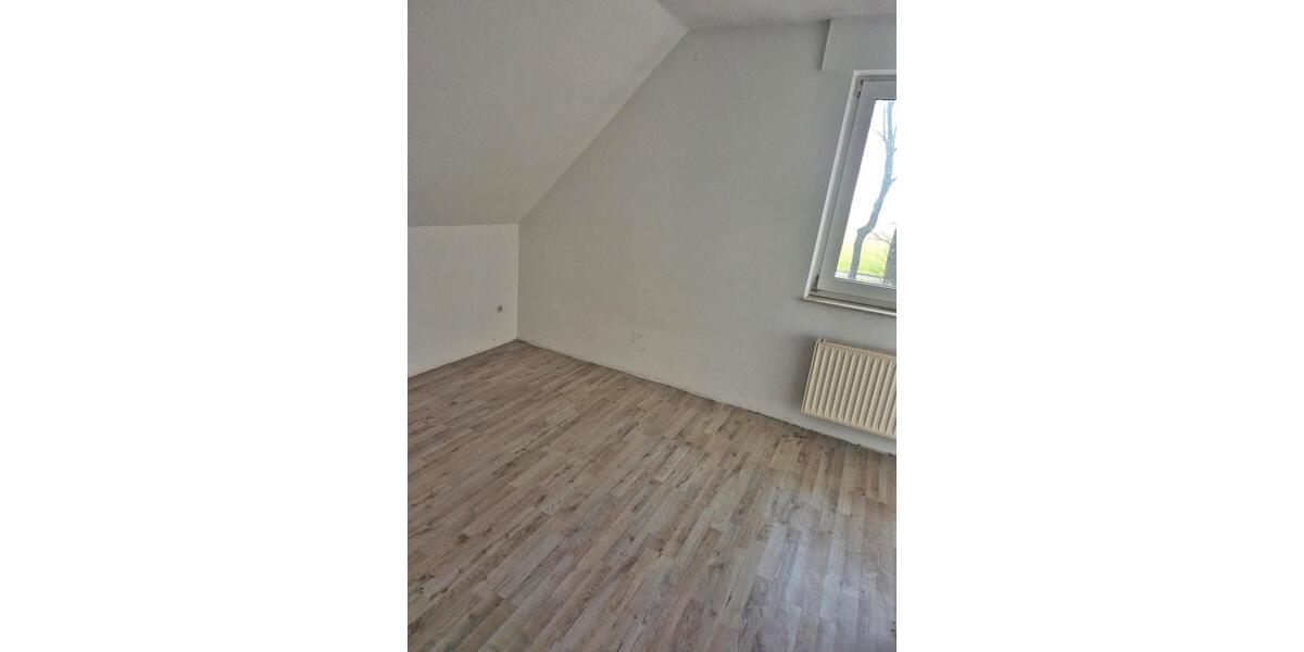 Einfamilienhaus Garrel - 7 Zimmer, 160 m&sup2;, 1.200&euro; | Angebot:25835450