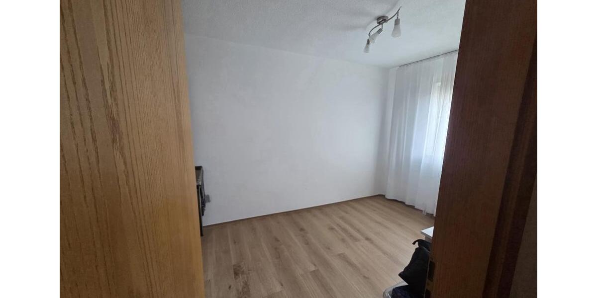 Erdgeschoßwohnung Bad Bergzabern - 3 Zimmer, 81 m&sup2;, 1.050&euro; | Angebot:26045214