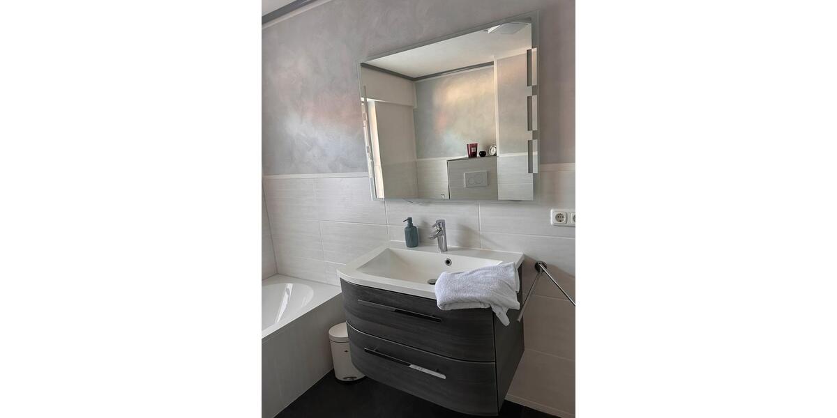 4 Zimmer Wohnung, möbliert, wohnen auf Zeit 4 zimmer