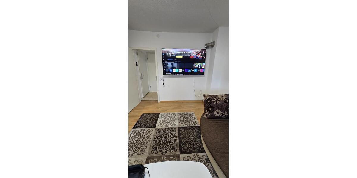 Etagenwohnung Saarbrücken West - 1 Zimmer, 35 m&sup2;, 415&euro; | Angebot:26222013