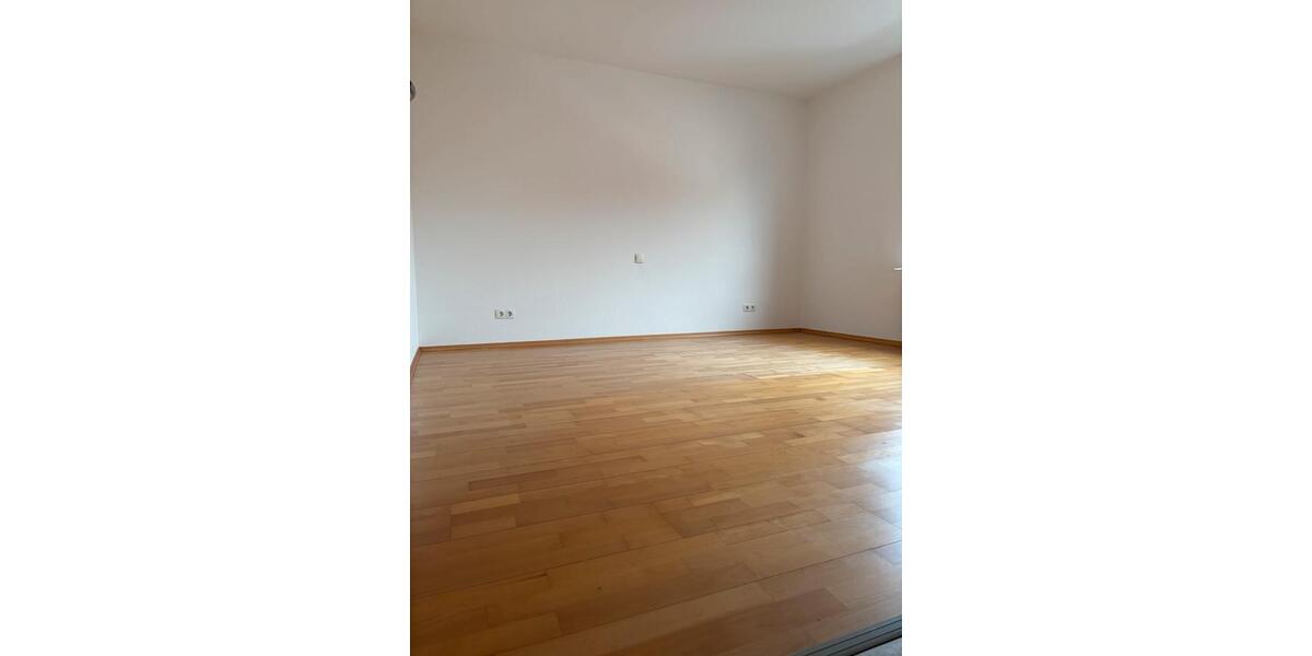 Etagenwohnung Bad Dürkheim - 3 Zimmer, 118 m&sup2;, 1.490&euro; | Angebot:24652798