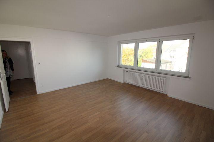 Etagenwohnung Hilden - 3 Zimmer, 91 m&sup2;, 1.000&euro; | Angebot:24874364