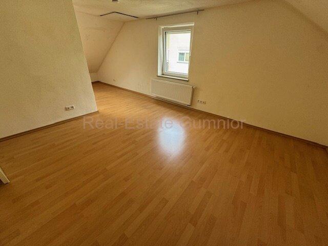 Mehrfamilienhaus, Wohnhaus Weiden in der Oberpfalz - 8 Zimmer, 200 m&sup2;, 2.450&euro; | Angebot:25991942