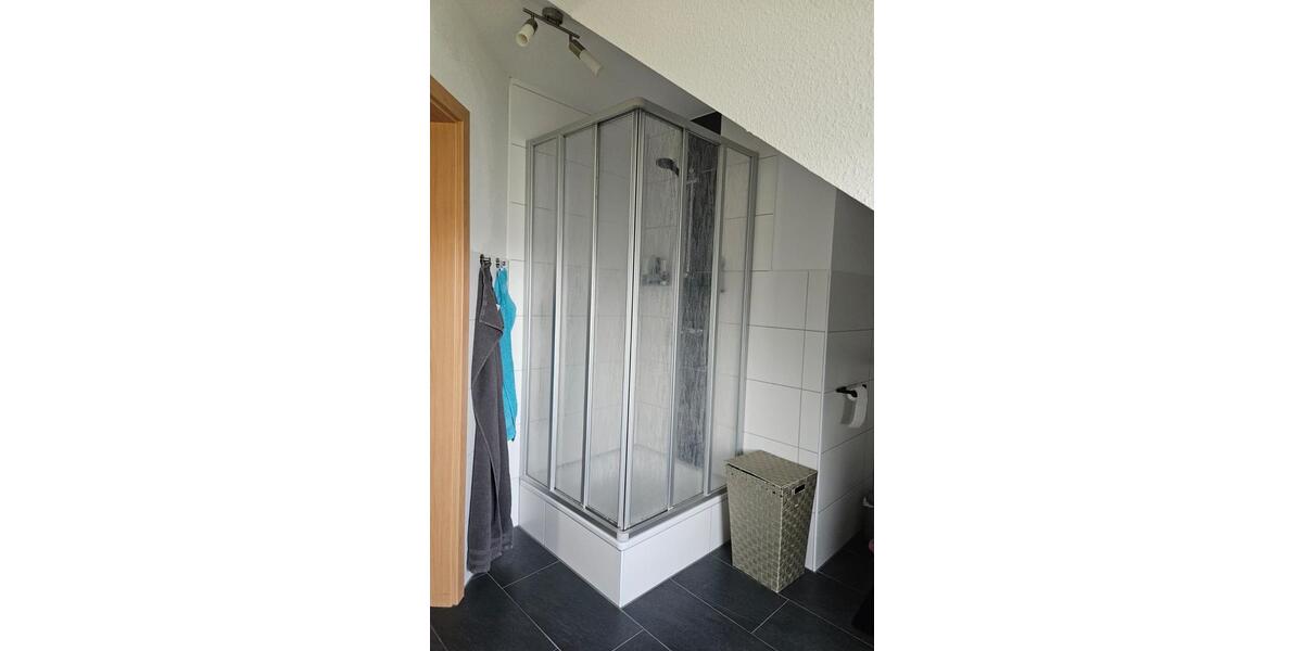 Dachgeschoßwohnung Bad Zwischenahn - 2 Zimmer, 77 m&sup2;, 1.020&euro; | Angebot:26387248