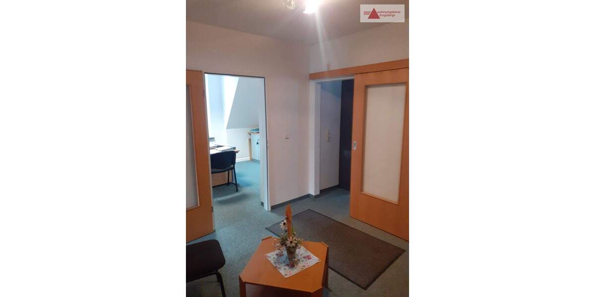 Etagenwohnung Aue-Bad Schlema Bad Schlema - 6 Zimmer, 87 m&sup2;, 450&euro; | Angebot:25744626
