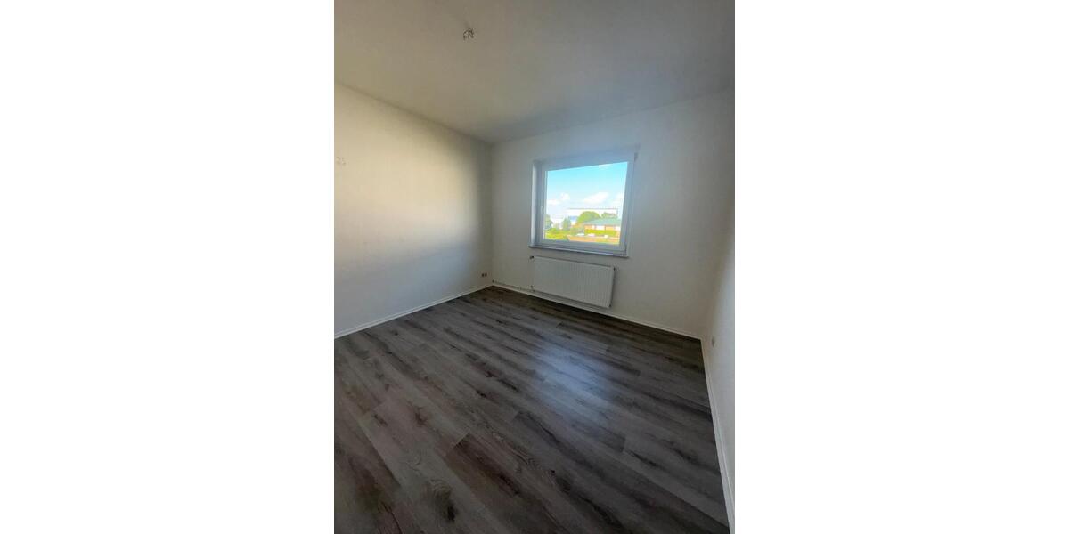 Etagenwohnung Bremerhaven Mitte - 2 Zimmer, 49 m&sup2;, 400&euro; | Angebot:26661577