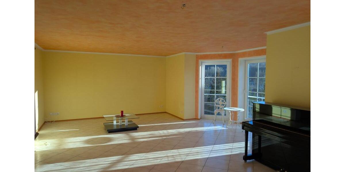 Einfamilienhaus Künzelsau - 5 Zimmer, 210 m&sup2;, 1.950&euro; | Angebot:24367758