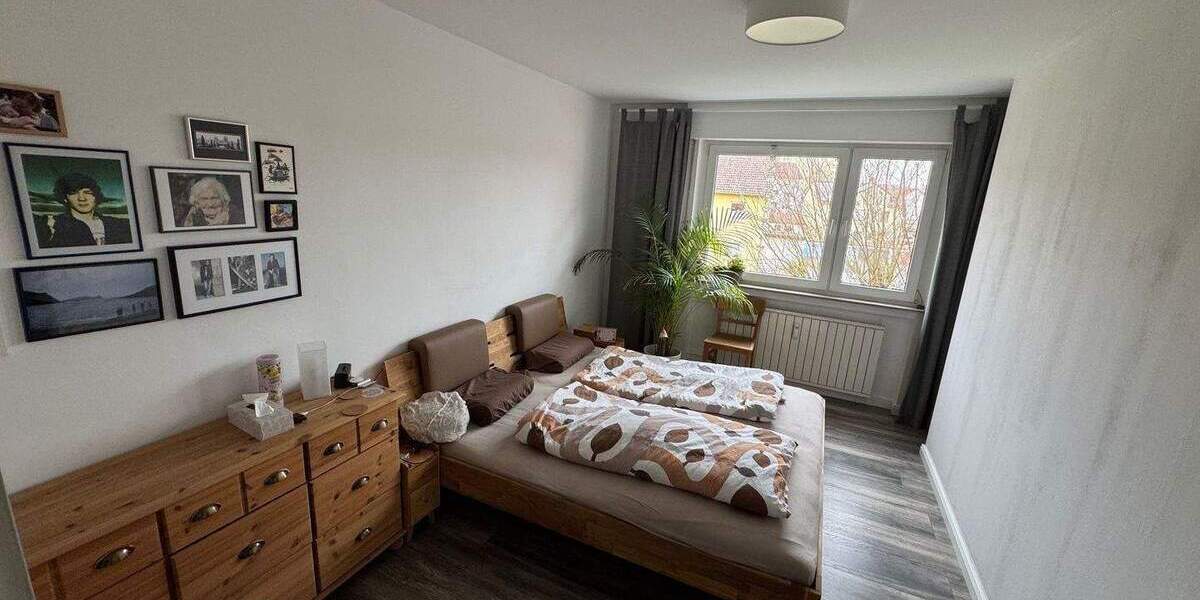 Etagenwohnung Gochsheim - 3 Zimmer, 76 m&sup2;, 795&euro; | Angebot:25815790