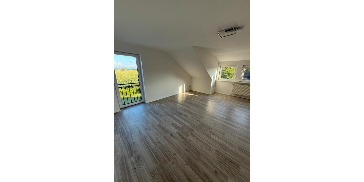 Dachgeschoßwohnung Barßel - 3 Zimmer, 90 m&sup2;, 600&euro; | Angebot:24337759