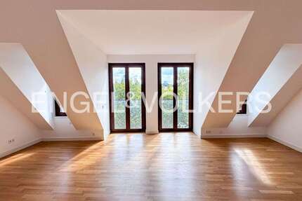 Wohnung zum Mieten in Frankfurt am Main 2.190 € 87 m² 2 zimmer