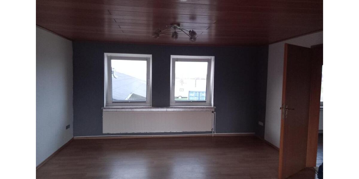 Etagenwohnung Drelsdorf - 3 Zimmer, 110 m&sup2;, 900&euro; | Angebot:25643724
