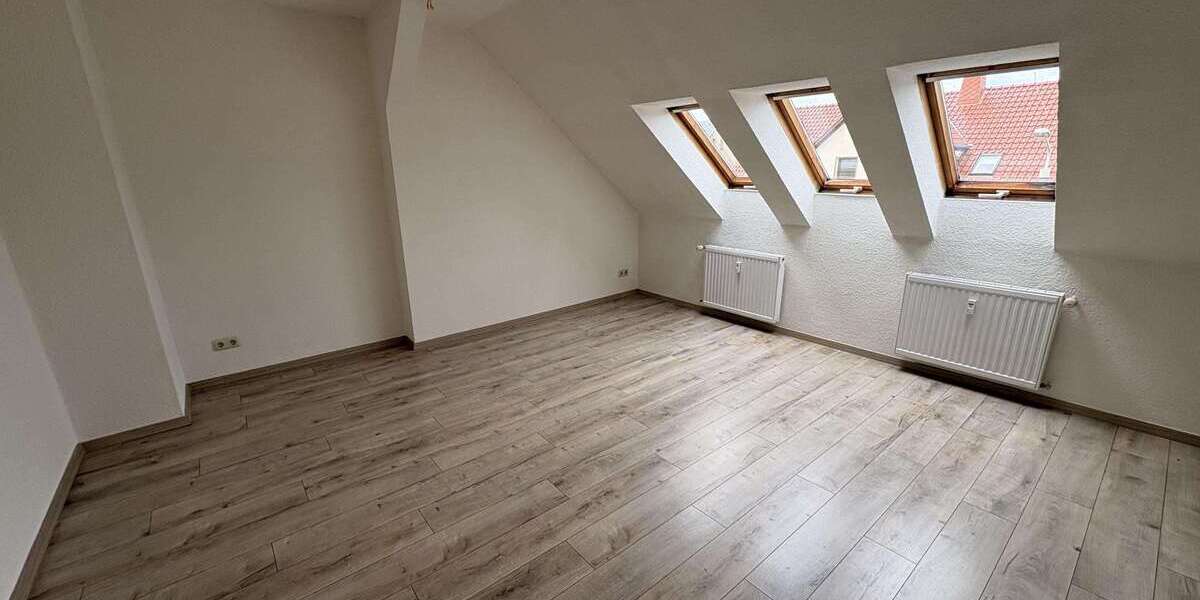 Etagenwohnung Zwickau Oberplanitz - 3 Zimmer, 52 m&sup2;, 370&euro; | Angebot:26315942